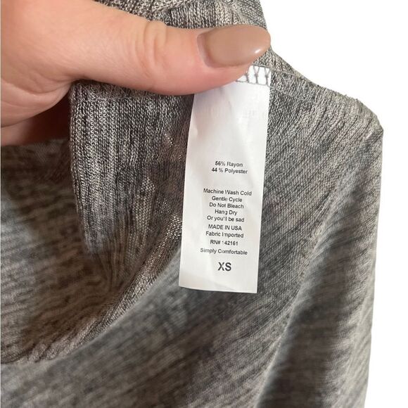 LuLaRoe Joy Vest Gray Size XS - Picture 4 of 5